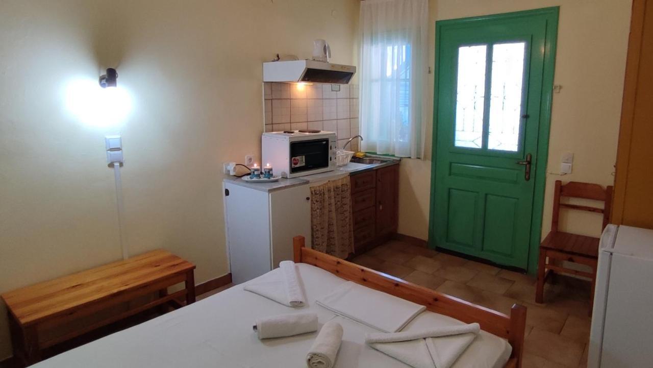 Villa Spiros Ayios Nikitas Luaran gambar